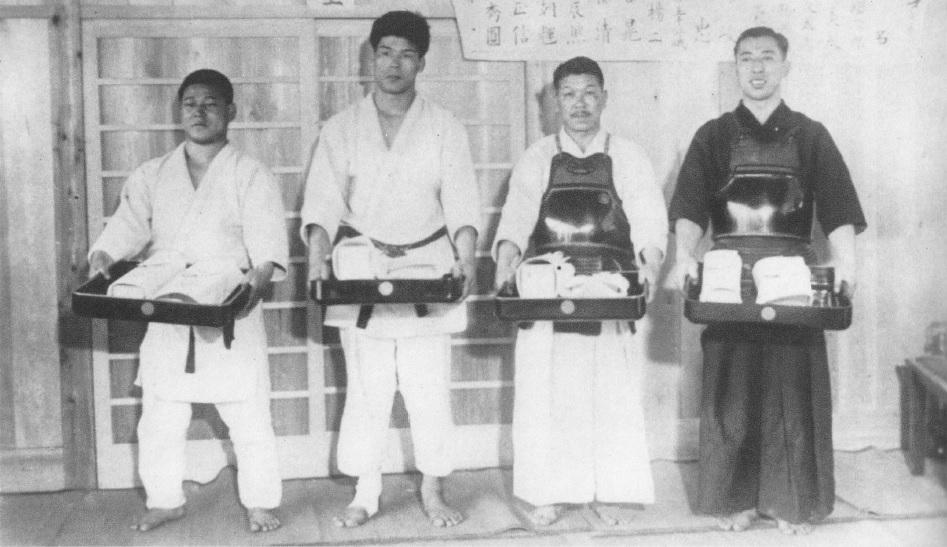 Kendo champions in period kendo gi and bogu armor